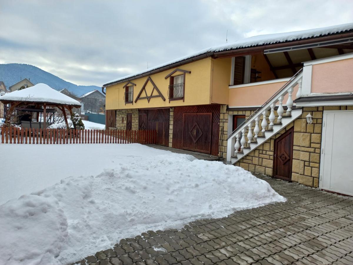 Apartman Elegant Bešeňová Eksteriør billede